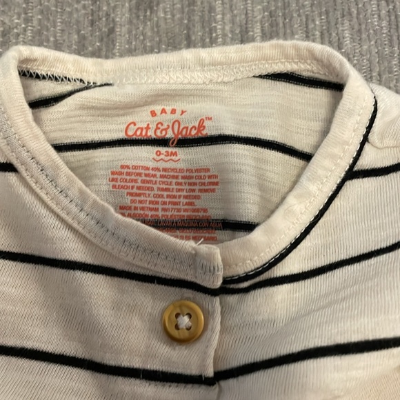 Baby Green Shorts and Tan with Black stripe shirt Size 0-3M - Picture 5 of 5